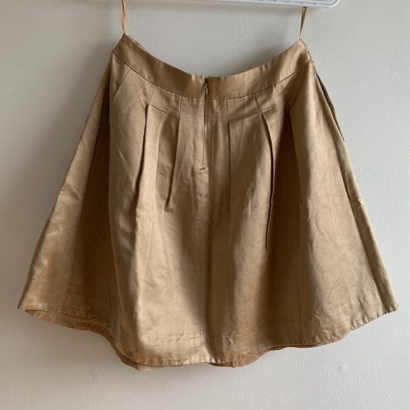 Club Monaco Gold Box Pleated Skirt sz 4 - Picture 2 of 3